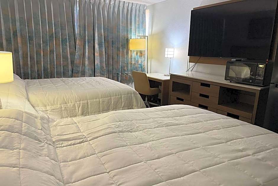 Suburban Studios Fairborn - Dayton