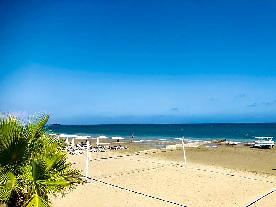 The Ciao Stelio Deluxe Hotel (Adults Only)