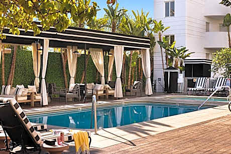 Queen Suite with Sea View