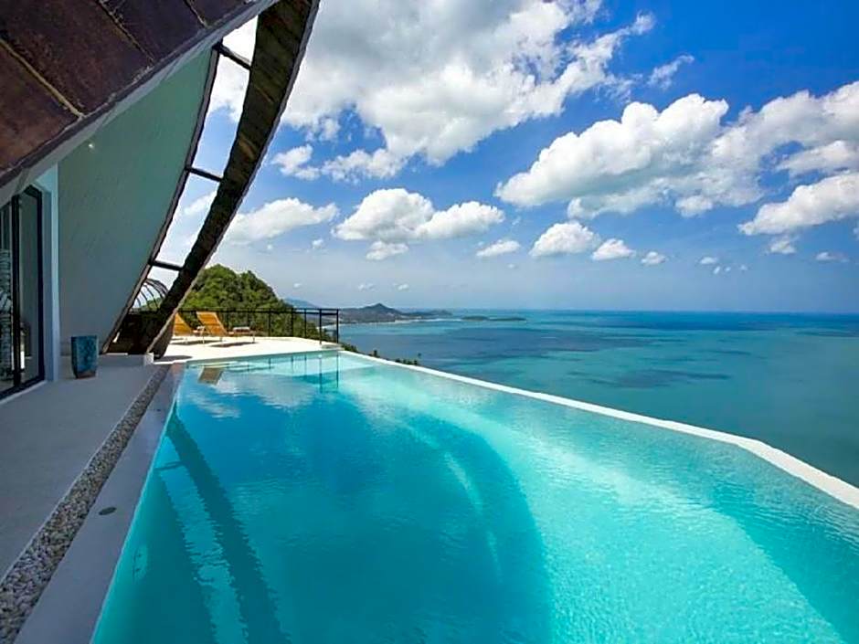 Villa Moonshadow