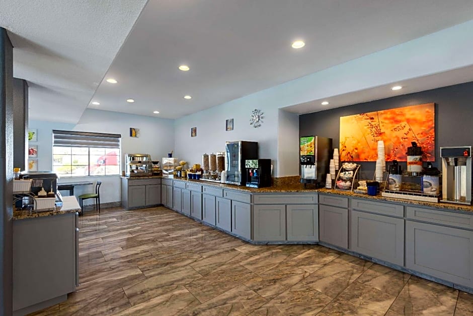 Days Inn & Suites by Wyndham Tucson/Marana