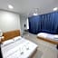 TAMU ROOMSTAY TOK MOLOR