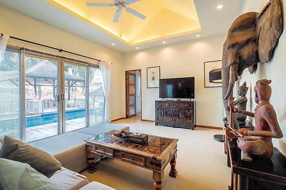 Ivory Pool Villa in Nai Harn