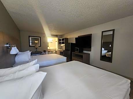 2 Queen Beds Room NQQ1