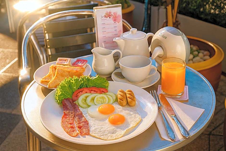 Orchid Hotel and Spa Kalim Bay