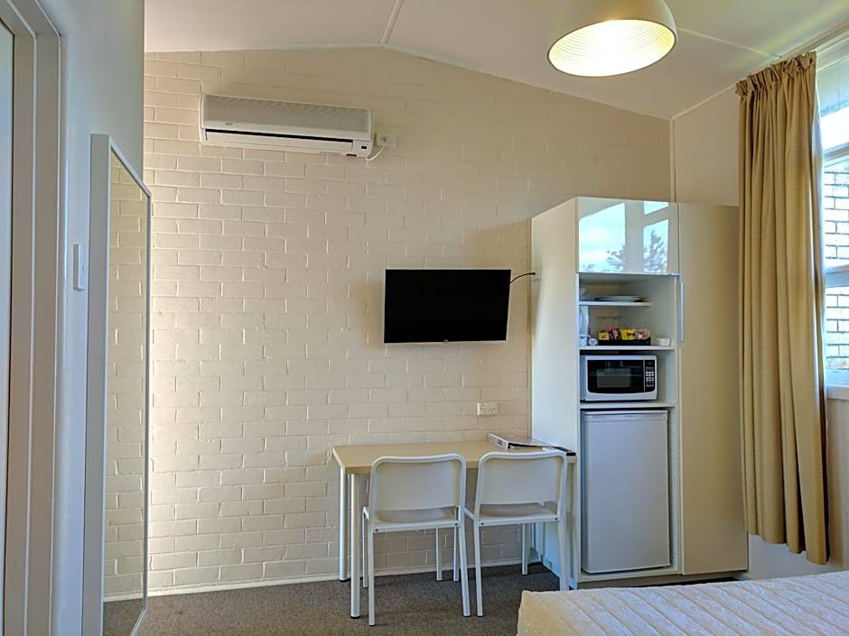 Lake Bolac Motel