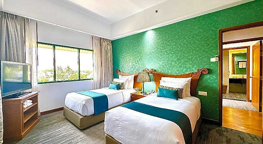 Mercure Yangon Kaba Aye