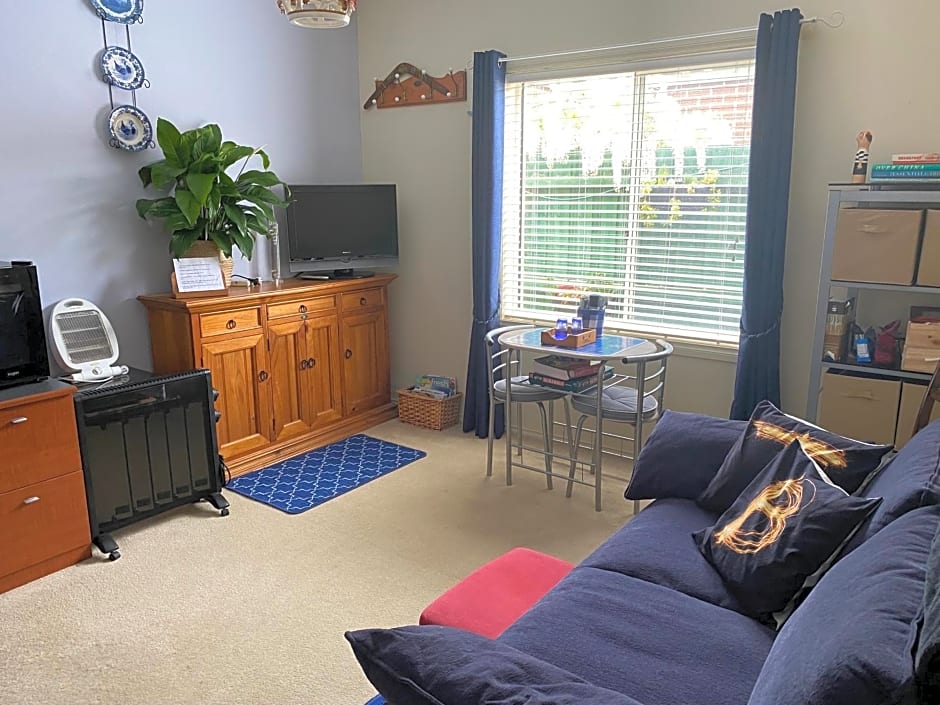 We Love the Bay short stays private suite 1 to 4 days