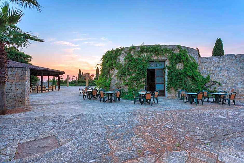 Antica Masseria Li Sauli