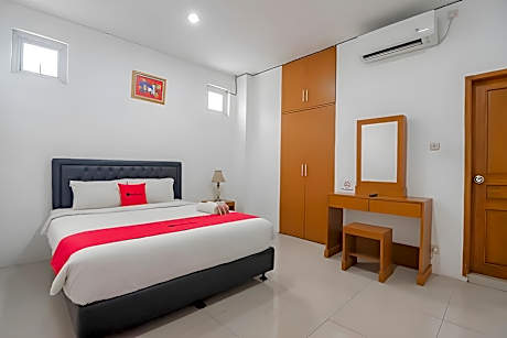 RedDoorz near Exit Toll Moh Toha