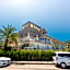 Rich Melissa Hotel