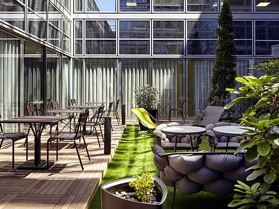 Residence Mercure Paris La Defense Grande Arche