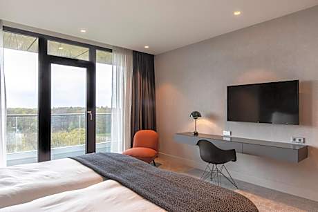 King Room with Balcony