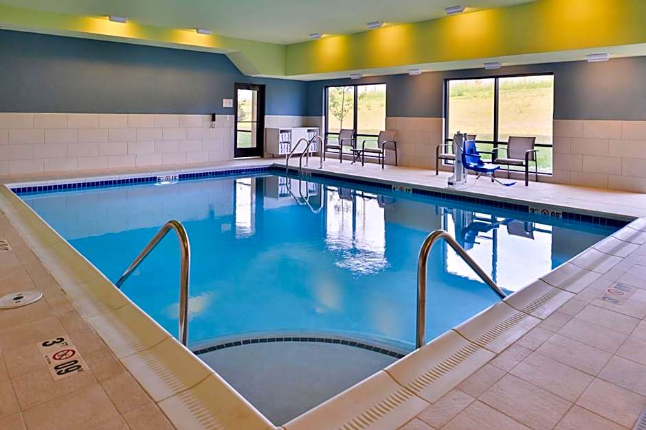 Holiday Inn Express And Suites Olathe West By IHG