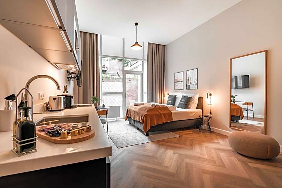 Limehome The Hague Keizerstraat