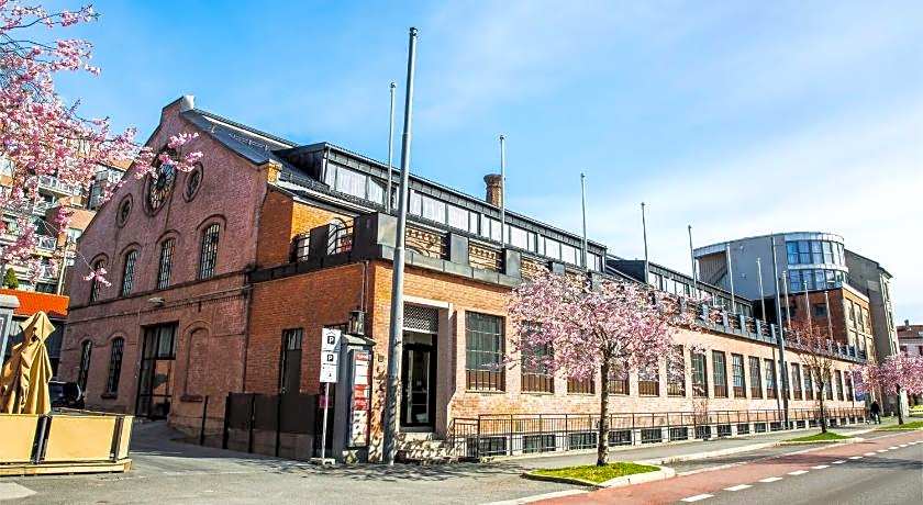 Central City Apartments 