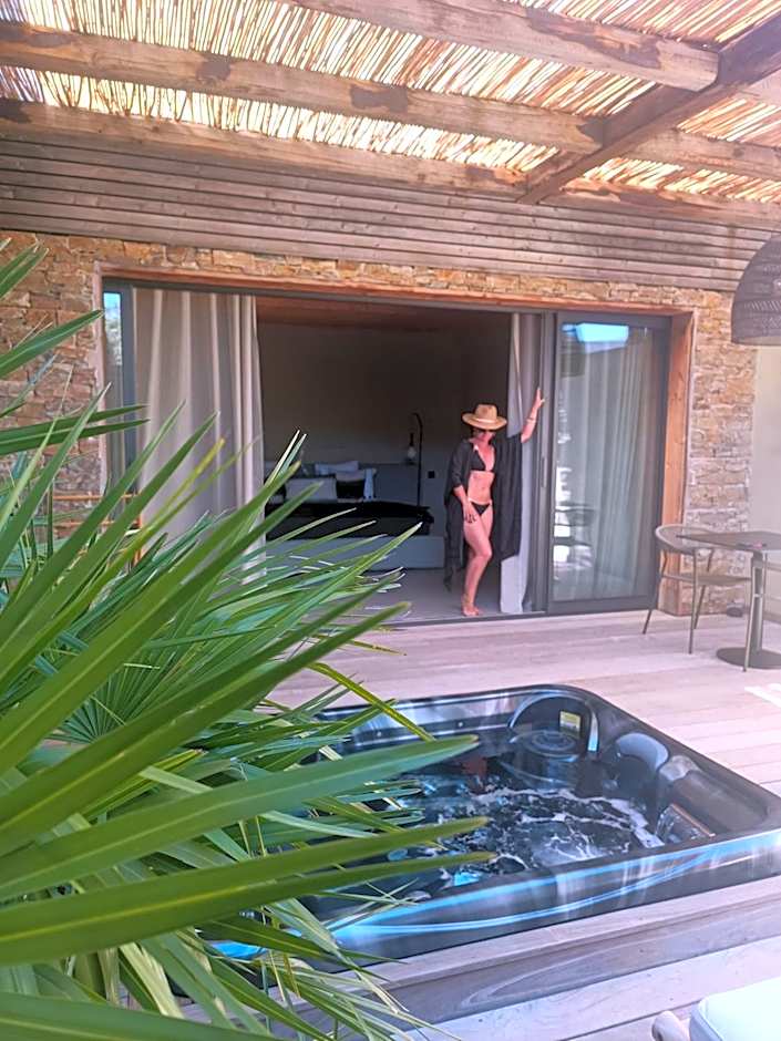 Hôtel Les Suites Du Maquis