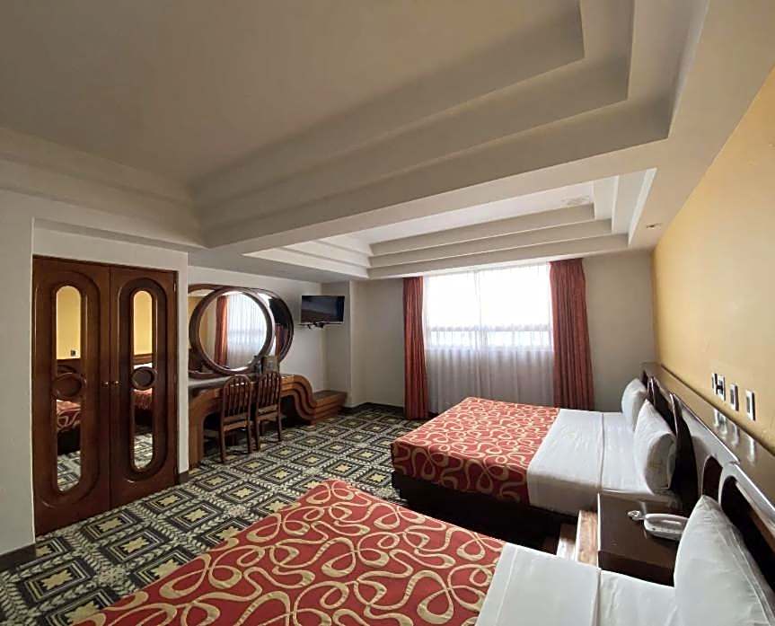 Hotel Escala Siglo XXI