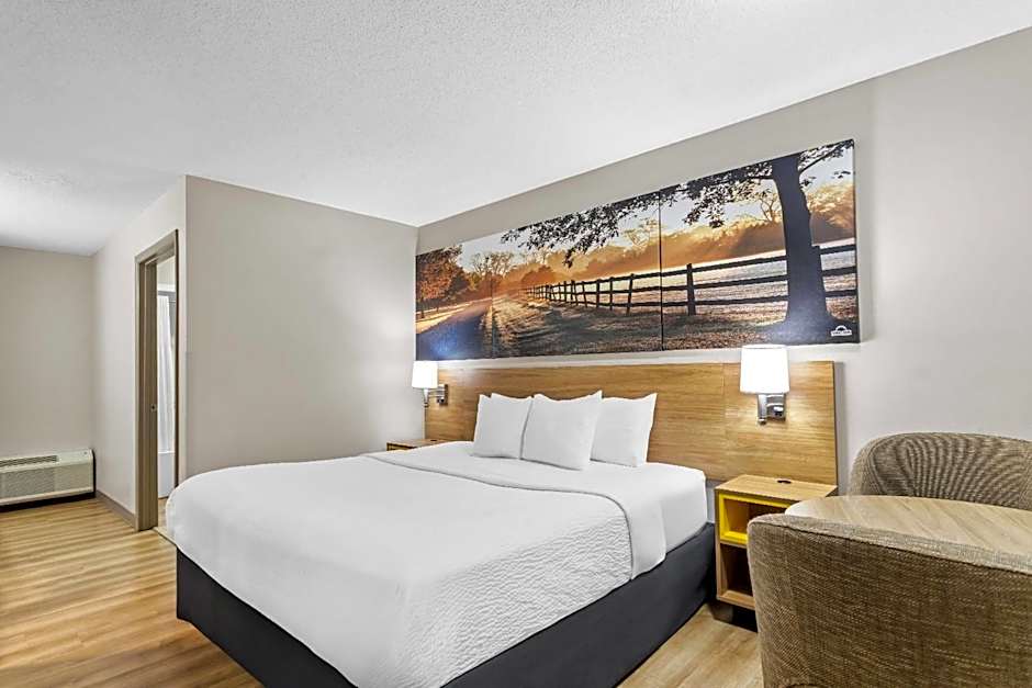 Days Inn by Wyndham Valdosta I-75