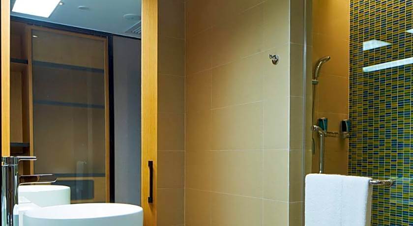 Aloft Dongguan Songshan Lake