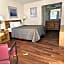 Travelodge by Wyndham Mackinaw City