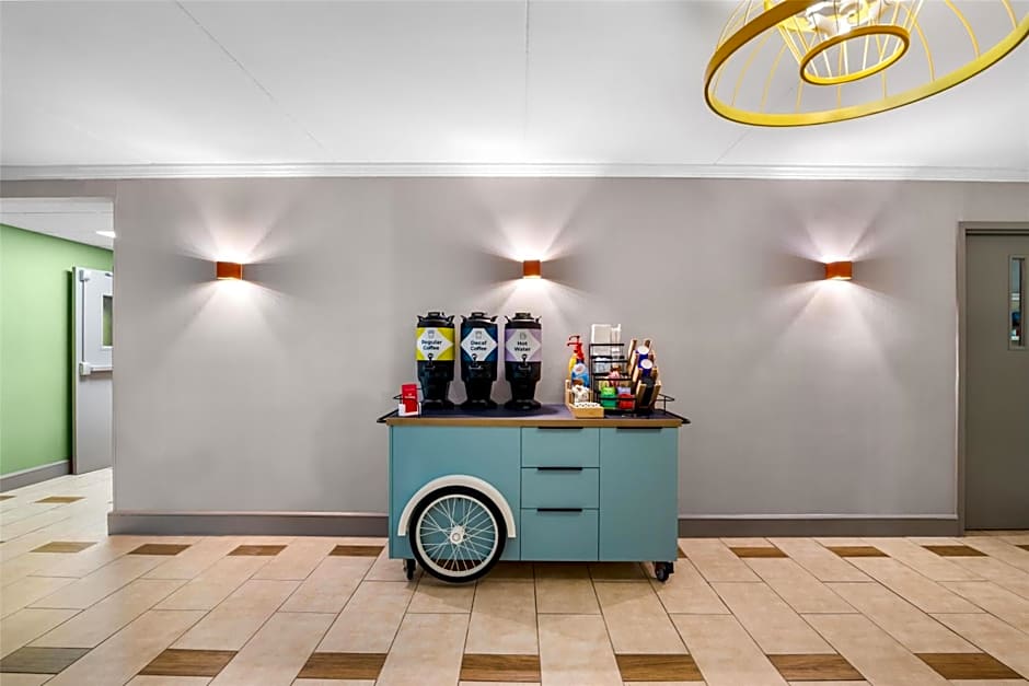 Spark by Hilton Roanoke Civic Center