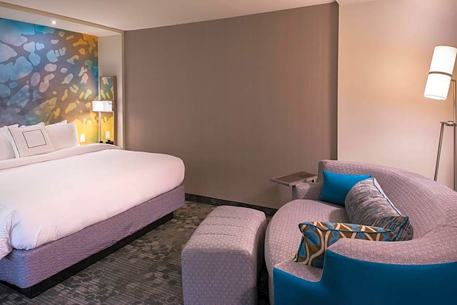 Courtyard by Marriott Jacksonville