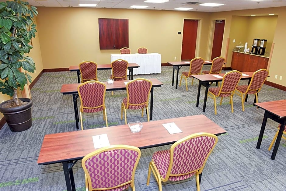 Hampton Inn By Hilton & Suites Madisonville