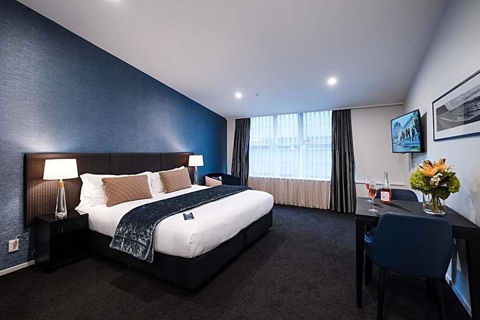 Gilmer Apartment Hotel