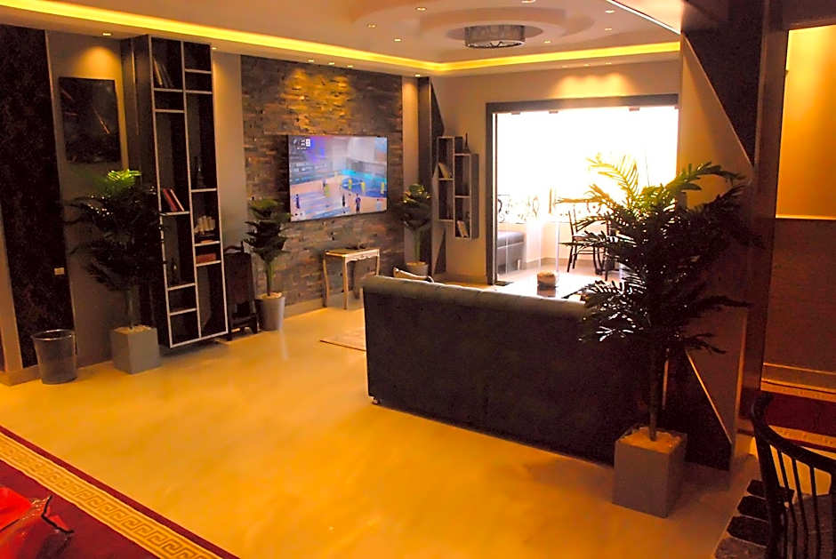 Pyramids Planet Hotel