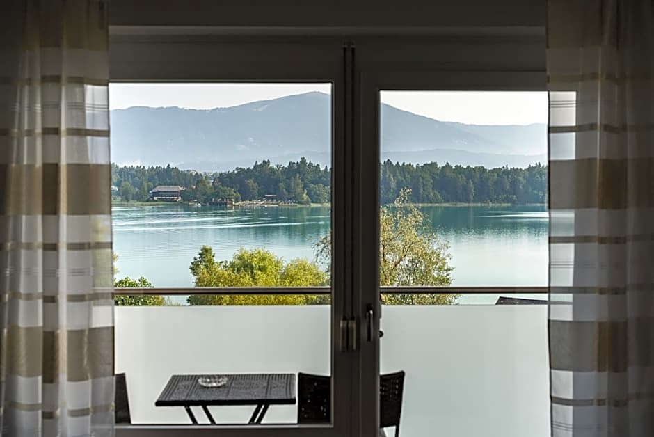 Hotel Faaker See Inn by S4Y