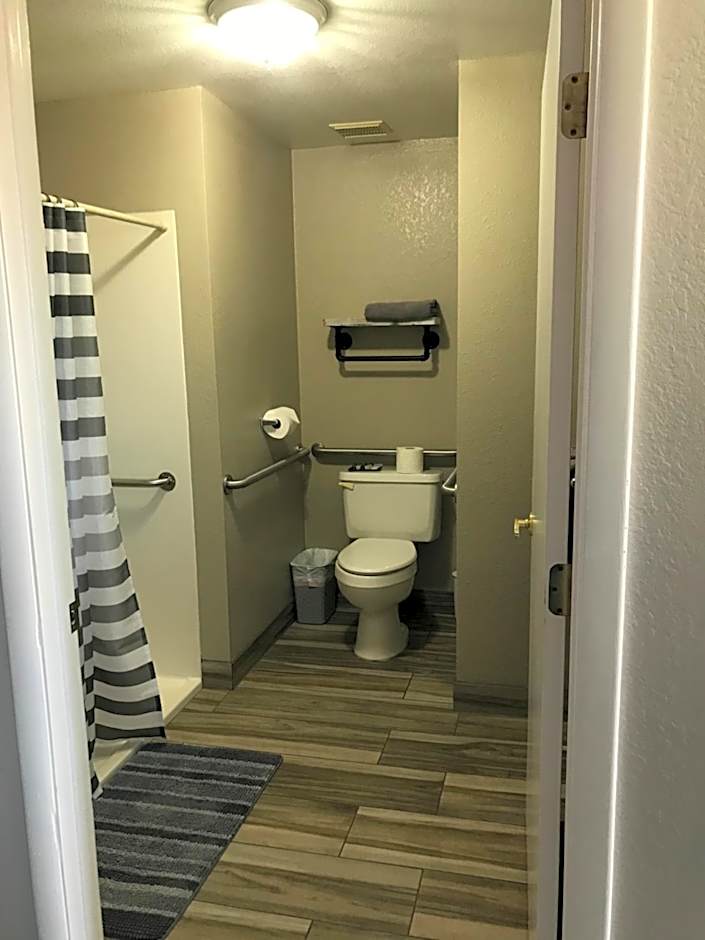 Red Rock Motel and Dam Motel