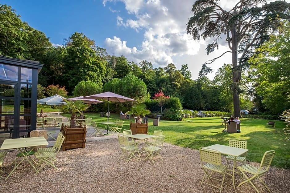 Hotel & Spa du Domaine des Thomeaux, The Originals Relais (Relais du Silence)