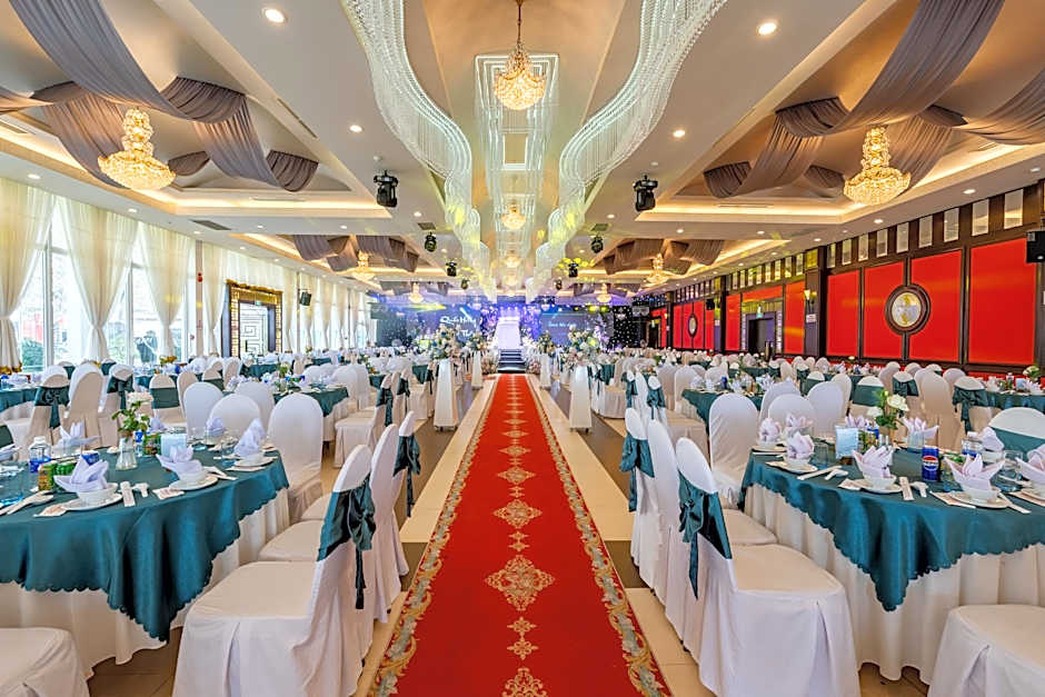 Century Riverside Hue Hotel