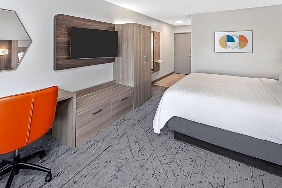 Holiday Inn Express Hotel & Suites Chicago-Algonquin By IHG