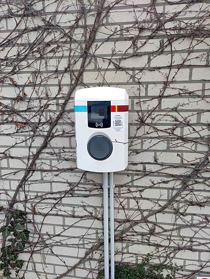 Schäfers Hotel, Self-Check-in, Cafe und Bäcker am Hotel