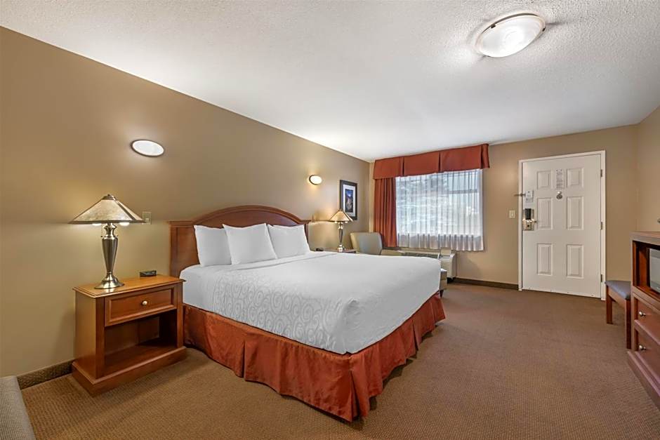 Best Western Sicamous Inn
