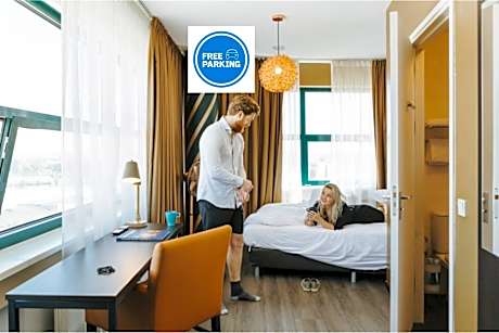 The Hague Teleport Hotel