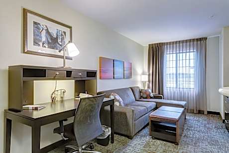 2 Dbl 1 Bdrm Suite Living Dining Kitchen