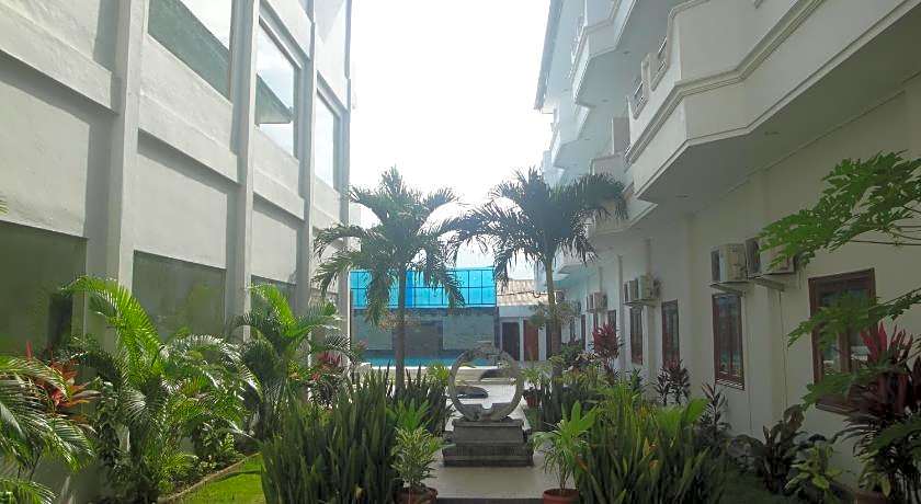 Sylvia Hotel Maumere