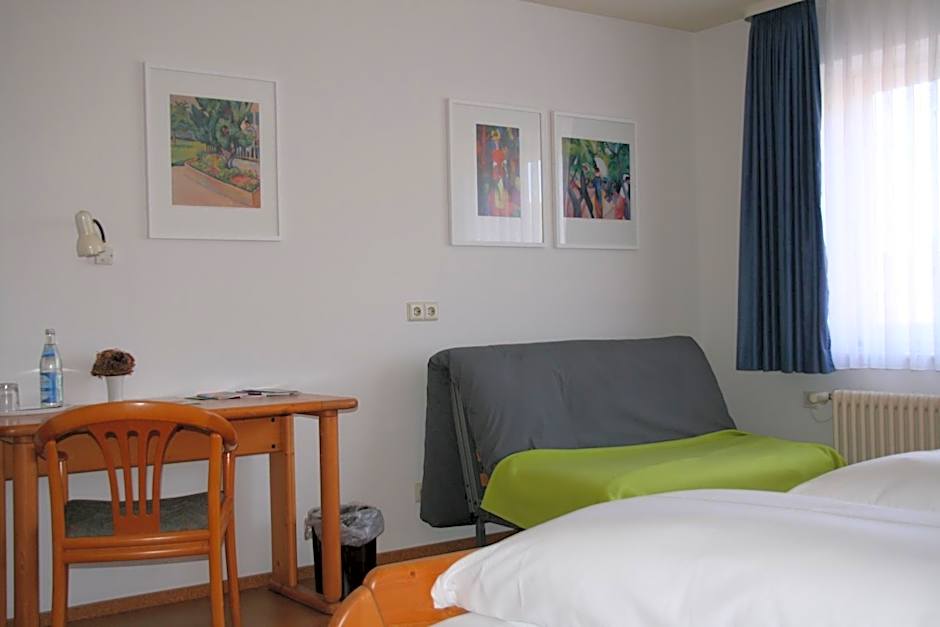 Photo 1 of 4 of 1 Double Bed or 2 Beds