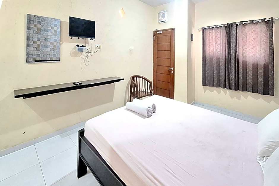 Villa Bukit Bunga Syariah RedPartner Pacet