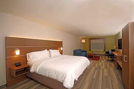 Standard King Room with Sofa Bed