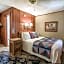 Mountainaire Inn and Log Cabins