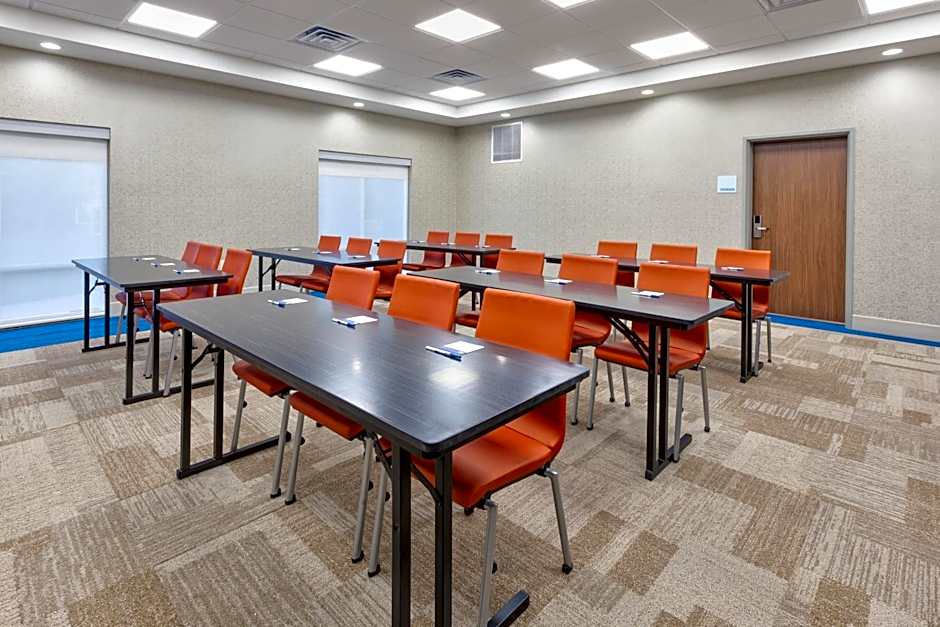 Holiday Inn Express And Suites Wooster By IHG