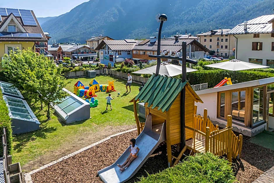 Alpholiday Dolomiti Wellness & Fun Hotel