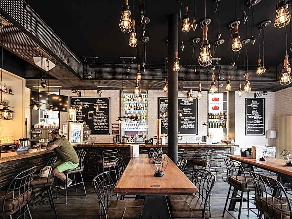 ibis Styles Lausanne Center MadHouse