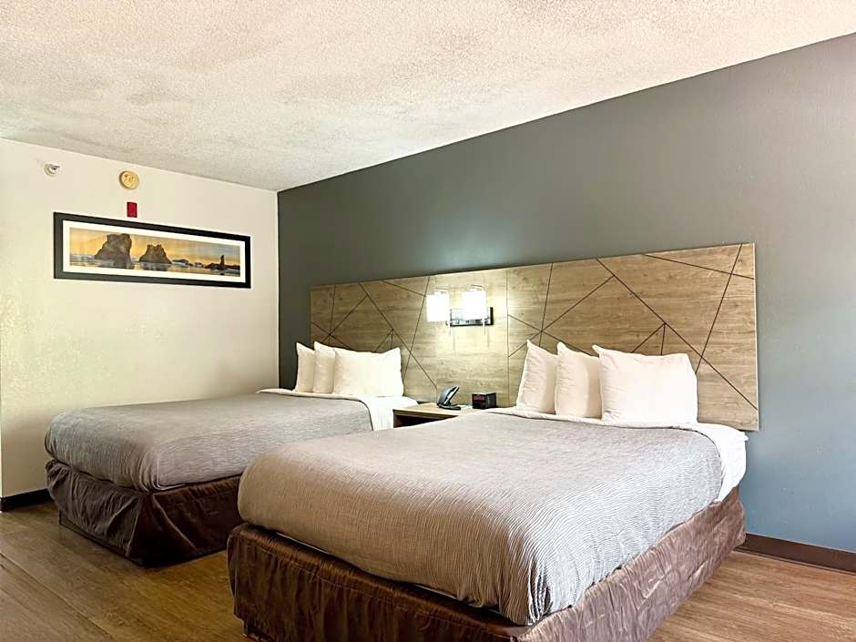 Quality Inn & Suites Greenville I-65