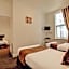 The Waverley Hotel