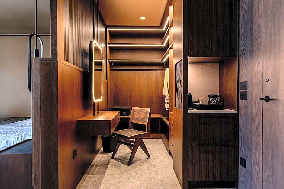 Pnoe Breathing Life - Adults Only